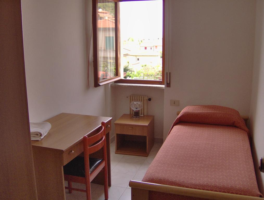 Hotel Svizzero Sangineto Habitación foto