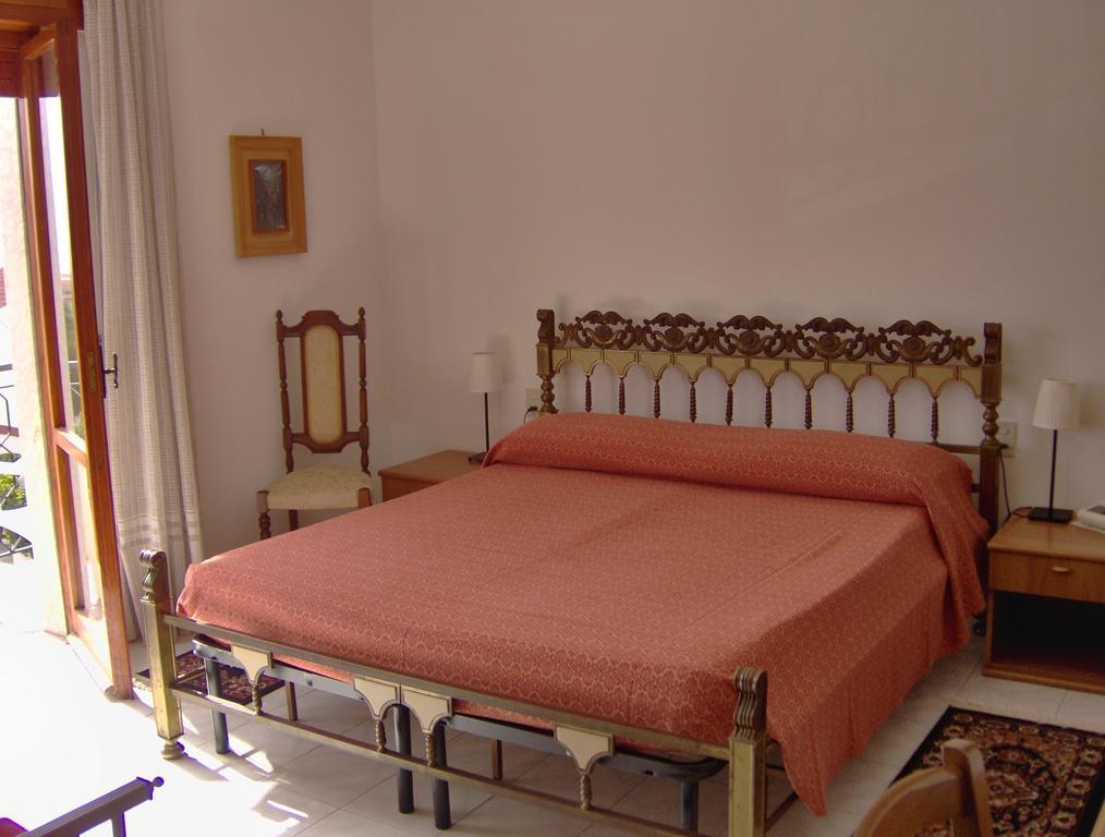 Hotel Svizzero Sangineto Habitación foto